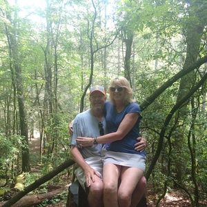 Meet your Posher, Sharon